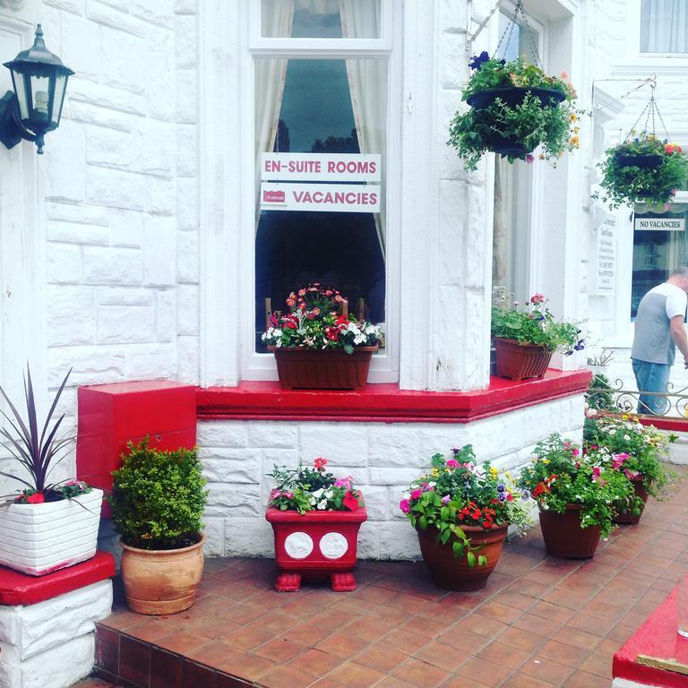 Rembrandt Guest House Great Yarmouth Exterior photo